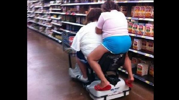 PeopleOfWaImart's tweet photo. Relationship goals... http://t.co/uJymOLxHEJ