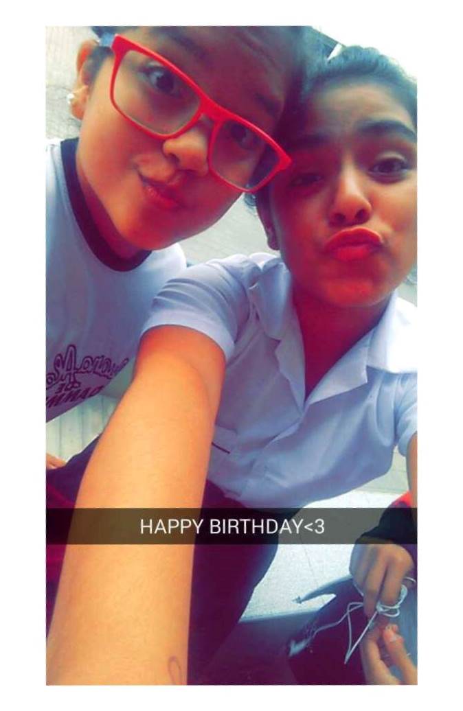 GianellaF25's tweet photo. Priscila 😍❤ feliz cumple bebe 👉👈✌ http://t.co/MHAht4rPbc