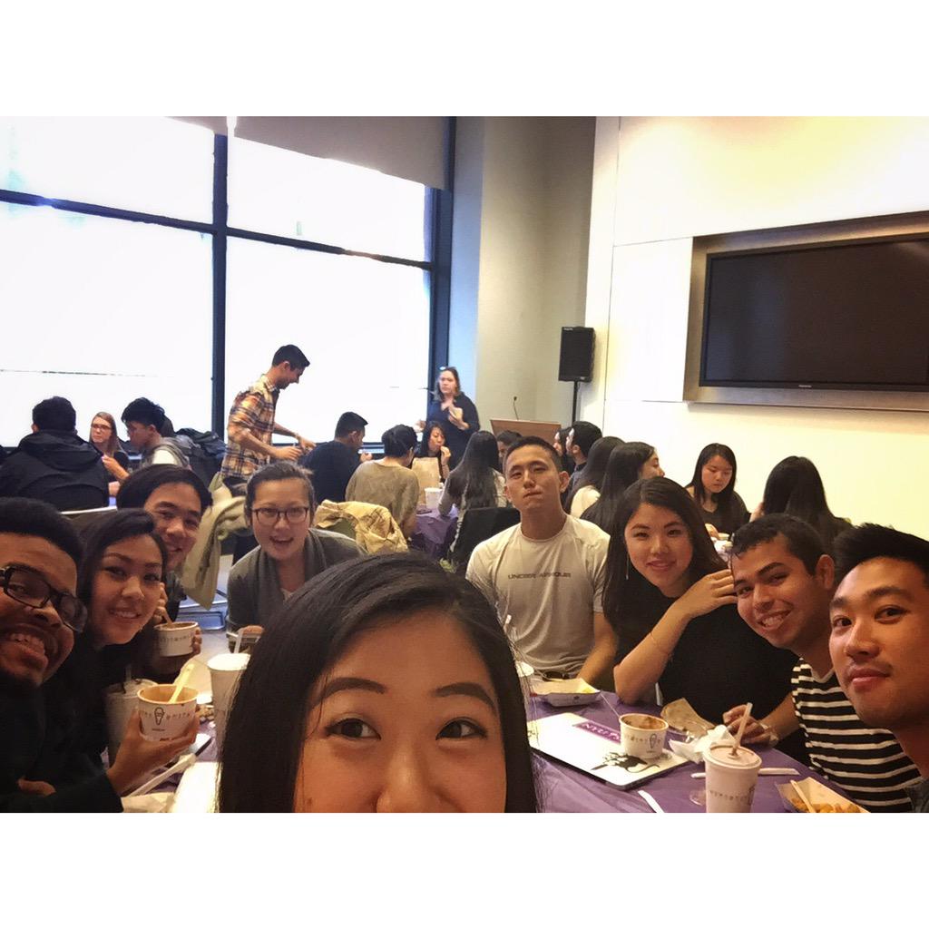 winniestweeter's tweet photo. Thanks @SternStuCo for a yummy cohort appreciation dinner! @geeta_menon @SternUC #shakeshack #iamstern #stucoordie http://t.co/cdHmIOJVk5