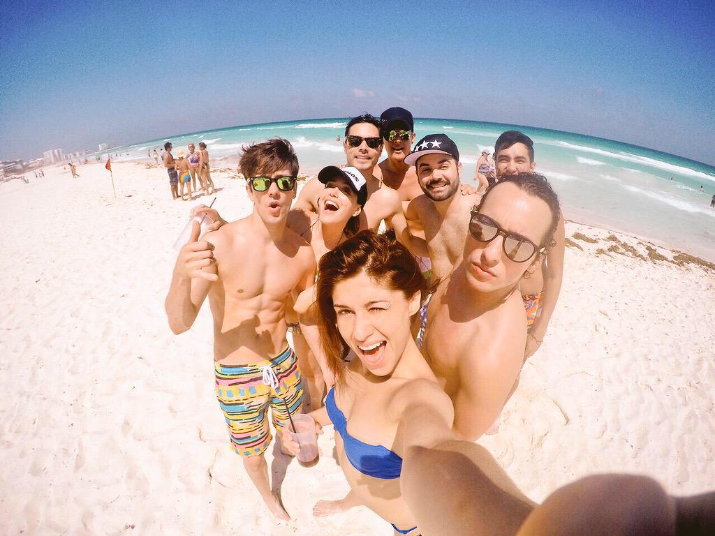 carlamedina's tweet photo. Les amo @HNMPL_MX http://t.co/HhEgXMcQTj