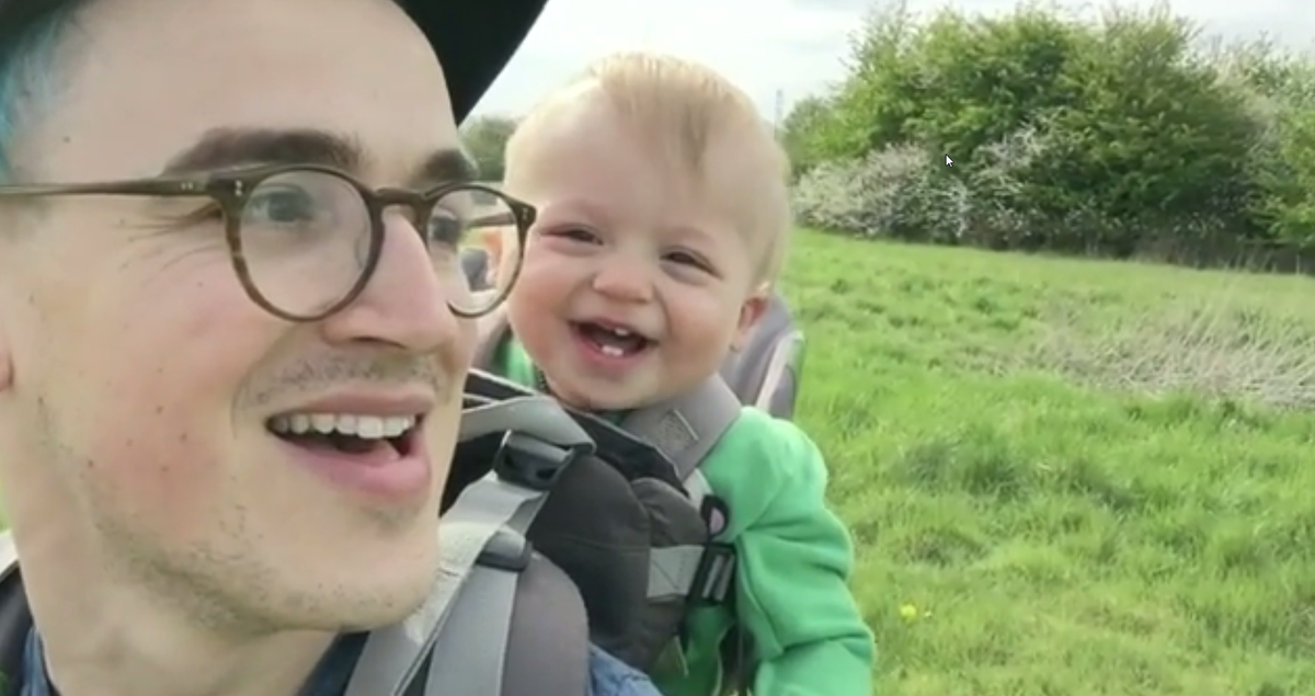 We dagen je uit: probeer dit filmpje te kijken zonder te glimlachen. Het wordt massaal gedeeld rtlnieuws.nl/nieuws/opmerke…