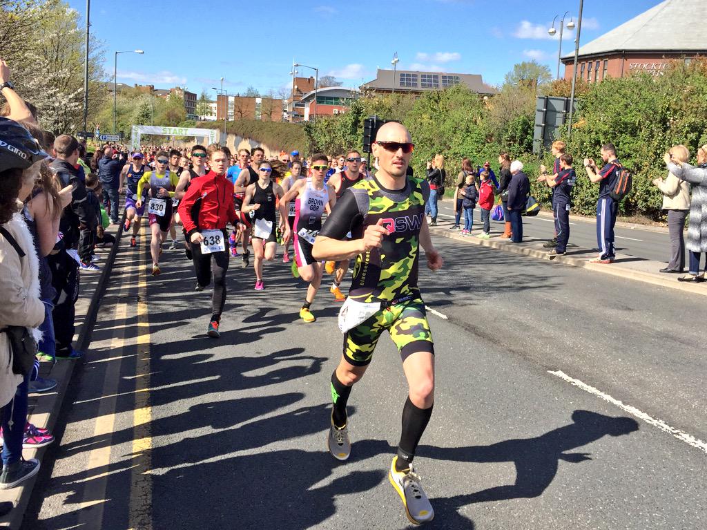 QSW_Sports's tweet photo. The latest @QuestSportsWear #FastCamo #triathlon kit was in action today at the #StocktonDuathlon. #StandOut #TriKit http://t.co/eFYePnRo2h