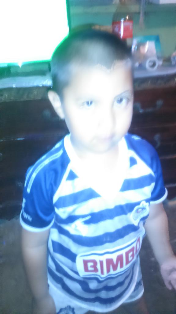 Nora82N's tweet photo. #SoyChivaDeCorazon  #SoyElClasicoChiva @chivas GOOOOOOOLLLLLLL DE @DeNigris9 http://t.co/CFEkrqctKZ