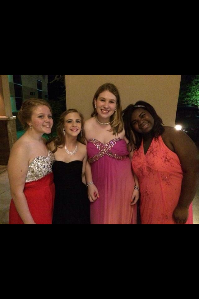 crazy_kenzz's tweet photo. 💞💜Formal yesterday was great❤️😍 http://t.co/TF2qBSkrDB