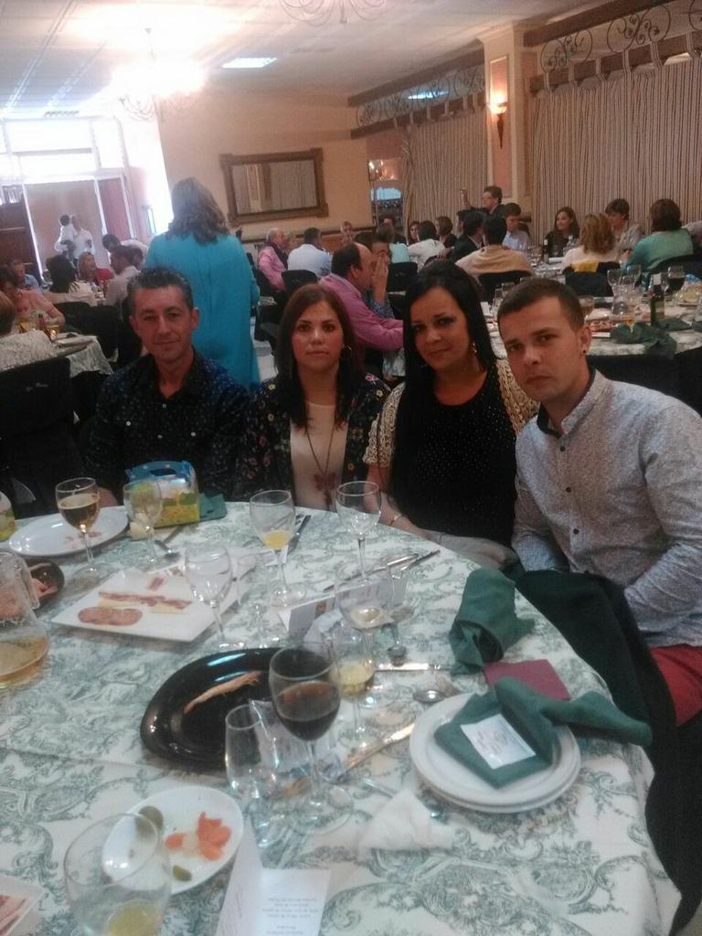 eli lopez tweet media
