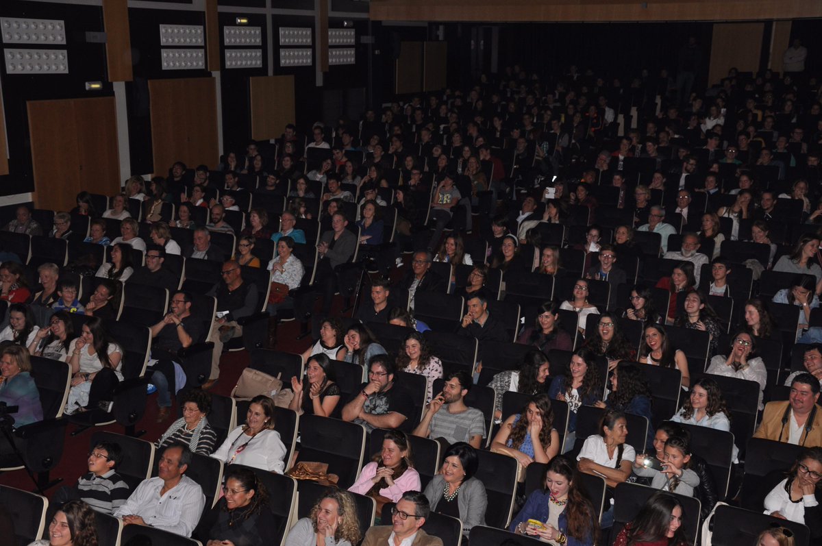 TEATRO_ENFU's tweet photo. ASÍ SOMOS NOSOTROS. 
GRACIAS POR VUESTRA ESCASA, NULA E INÚTIL ATENCIÓN. http://t.co/ZyoU6VlWsI