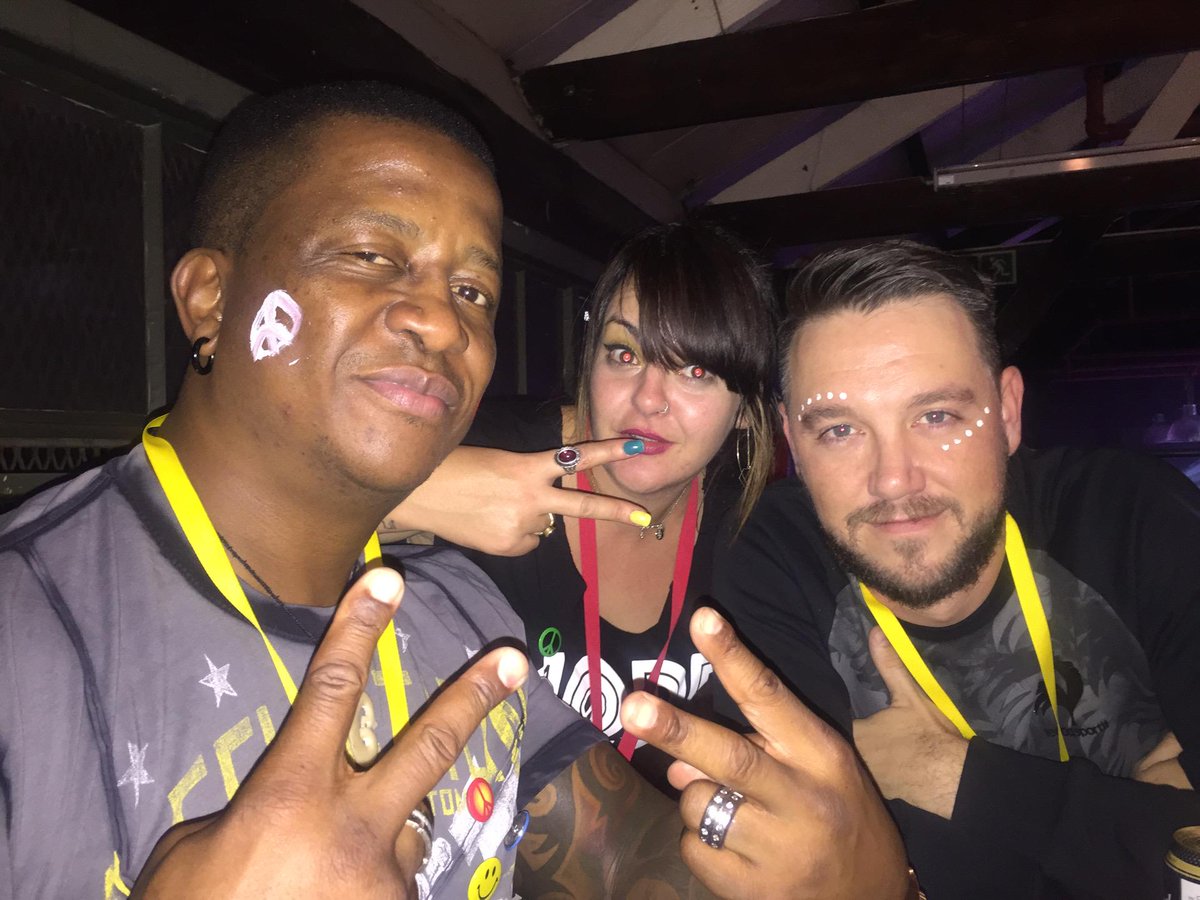 DJFreshSA's tweet photo. At @SaPopfest with @RobForbesDJ and @TashaBaxter #MoreZenLessPhobia #PopFestSA (@ Carfax) https://t.co/nuNzqlxA2b http://t.co/dLPhGZJ0bc