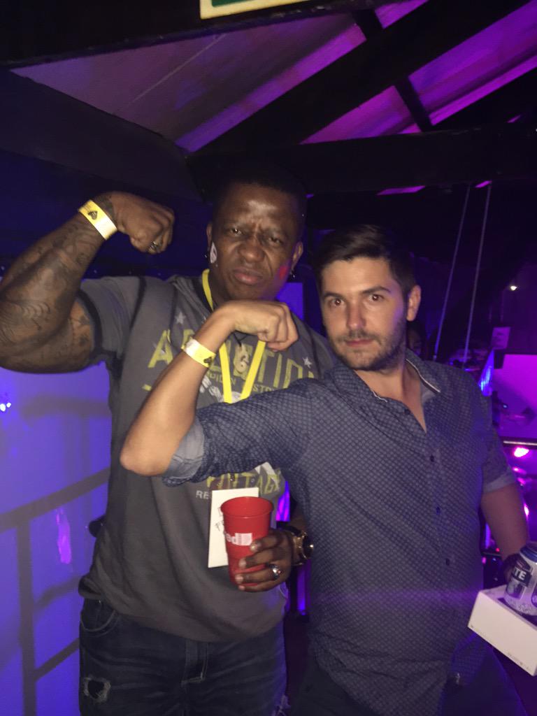 TheMotherlandSA's tweet photo. Who's guns are bigger? @DJFreshSA @shortstrawband @SaPopfest #POPfestSA @AmberValentine7 http://t.co/7jHYvcyoFc