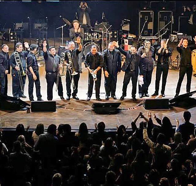 rubenblades's tweet photo. Gracias Panamá!
@showpropanama @CopaAirlines http://t.co/KrAUpeeHwn