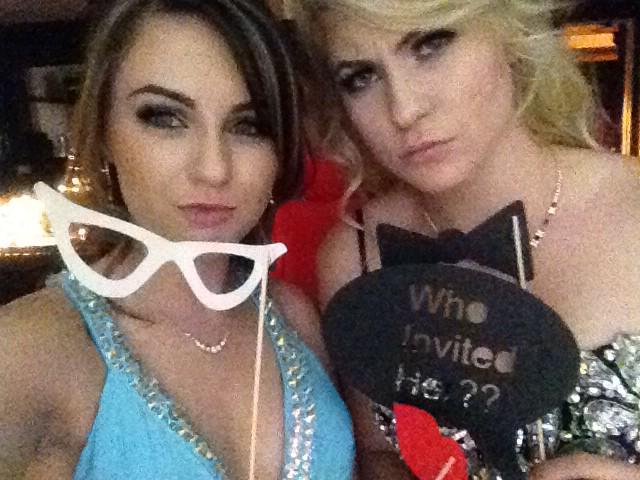 kassodaay's tweet image. Who invited her?? #promquestions @helseykarris