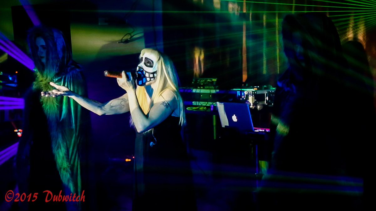 DubWitch's tweet photo. The full concert video from my debut concert goes live at 7pm CST!

Visit HERE for more! -> https://t.co/xvTMQG48qK http://t.co/Fi97yASWDF