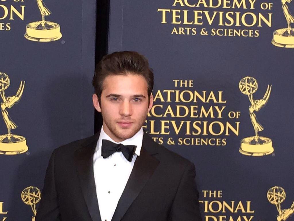 crazyforcasey's tweet photo. I'm very excited to see what @1CaseyMoss will be sporting tonight!!!😍😍 http://t.co/OpGEjJXZbm