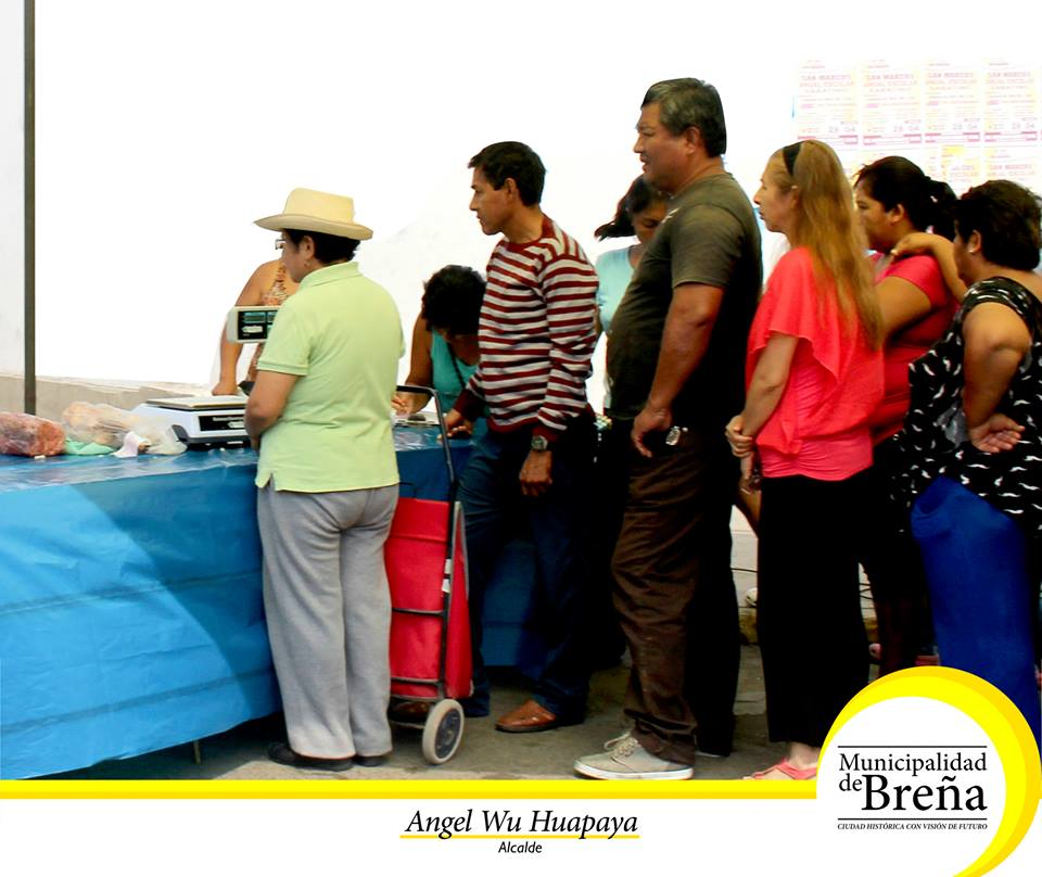 MuniBrena's tweet photo. Venta de gas doméstico y carne de gallina y menudencias. http://t.co/0oBhuXgqxU