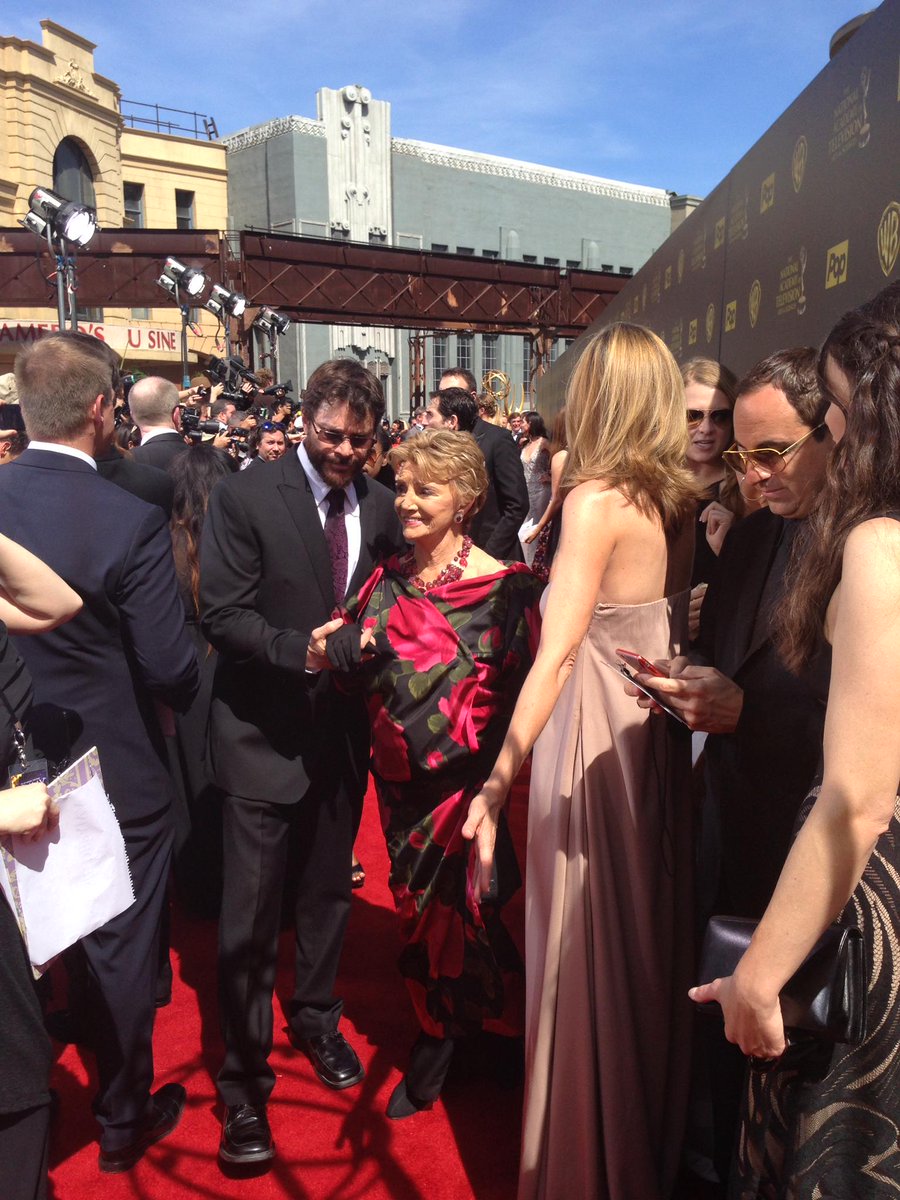 PopTV's tweet photo. Gods &amp; goddesses of TV walk the #DaytimeEmmys red carpet. Can. Not. Wait. for the main event. Tonight, 8ET/5PT! http://t.co/w4j2PgOHPu