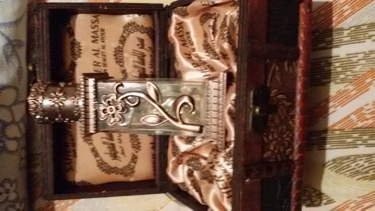 LaithAbuJoda's tweet photo. #LaithAbuJoda شكرا كتير يا ايناس على العطر .. http://t.co/9I5wBsCc7e