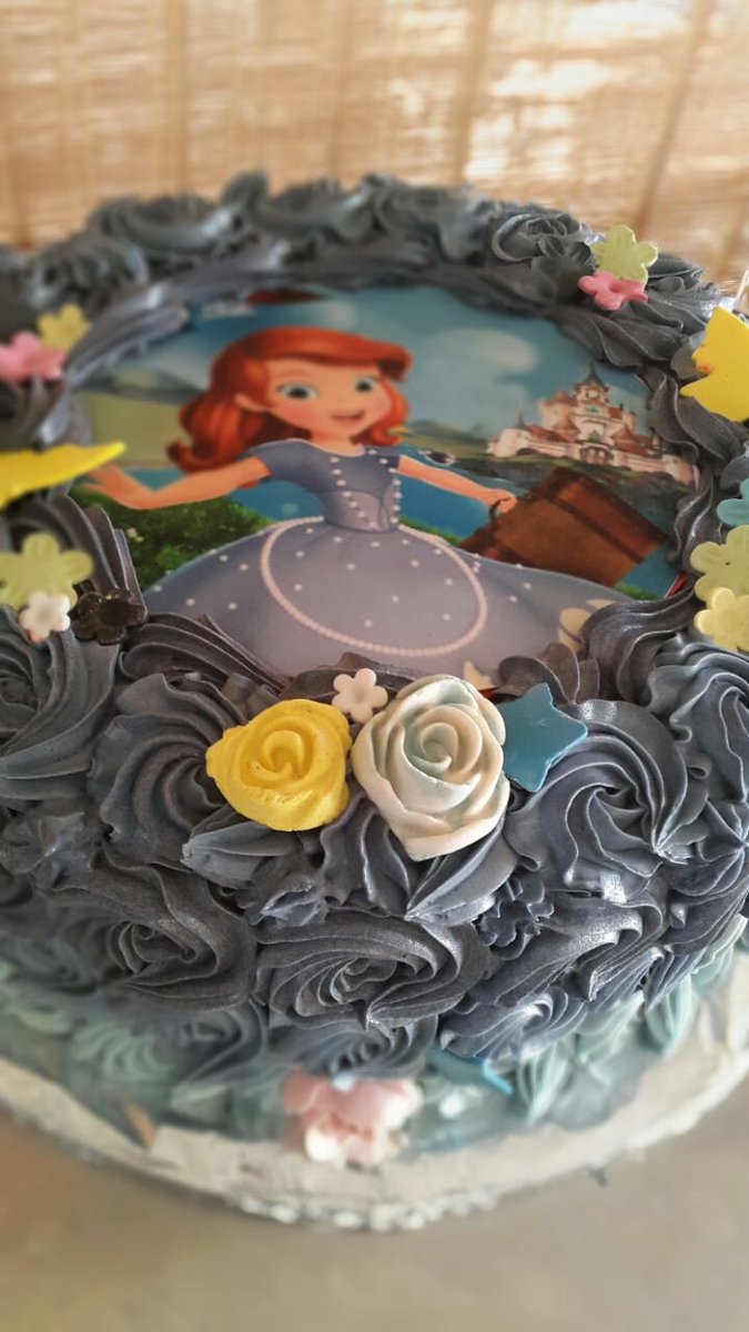 RaisinsCakes's tweet photo. http://t.co/N3KgCS4vdP