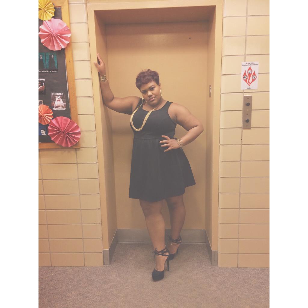 baddiequay's tweet photo. From Thursday to Saturday. Nothing but lit! I can say my last little turn up was something nice 😈 #KentState18 http://t.co/qza1V3hc6j