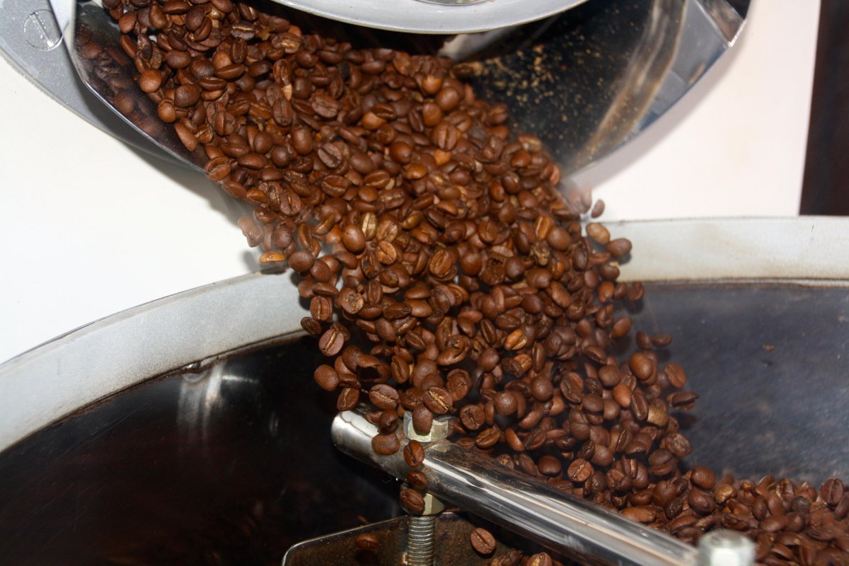 Roffer_Cafe's tweet photo. Boa noite, galera! Amanhã tem mais café! <3
#cafe #roffercafe #brasil #grao #cafezinho http://t.co/Kzk41FHcov