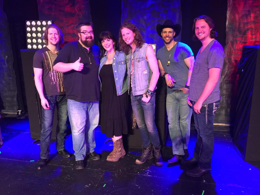 kathydee821's tweet image. @HomeFreeGuys in Macon, GA!!! #springtourtour OMG!