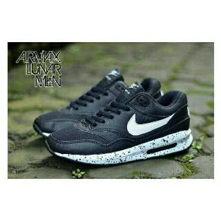 ayo buruan beli sepatu nike airmax original bisa juga impor kemnapun klau ada yg tertarik boleh chat new pin 5185193F