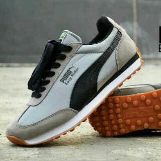 Ayo buruan beli sepatu berbagai macam sepatu . Bisa di impor yg mau pesen chat ya new pin 5185193F