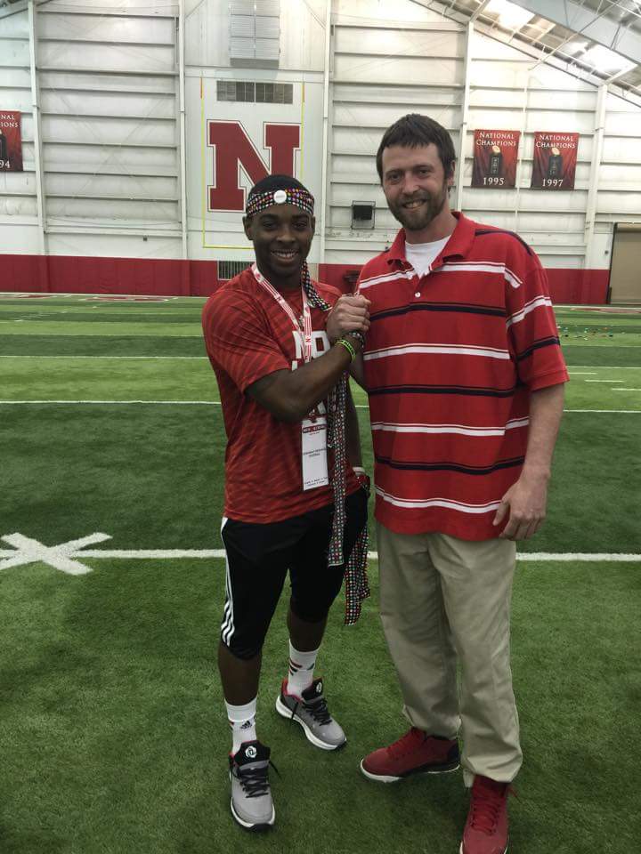Colby_Barret's tweet photo. #playmaker @DontPunt_15 #GBR http://t.co/82Z5XtsXr5
