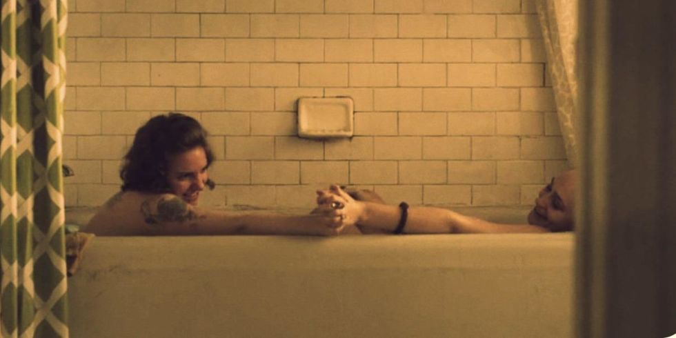 CosmopolitanUK's tweet photo. 20 things you should do in your 20s http://t.co/FzV3Dx8GuP http://t.co/5UTpEbypZz