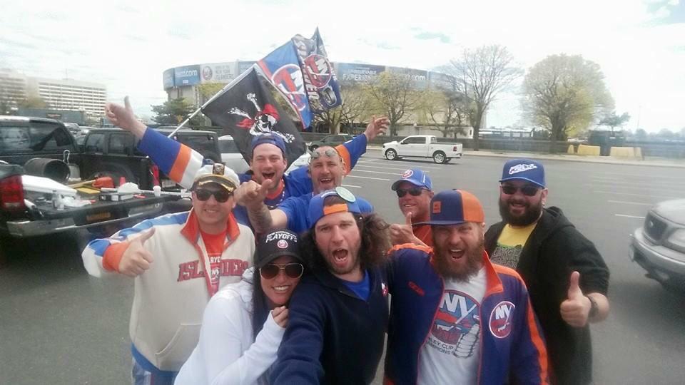 Jets57's tweet photo. Islanders #defendingthefort #oursaviorbob #vikings #barbarians #dumpsterdivingteam @chiclets91 @JulyFrancis http://t.co/SRzgb6gjoF