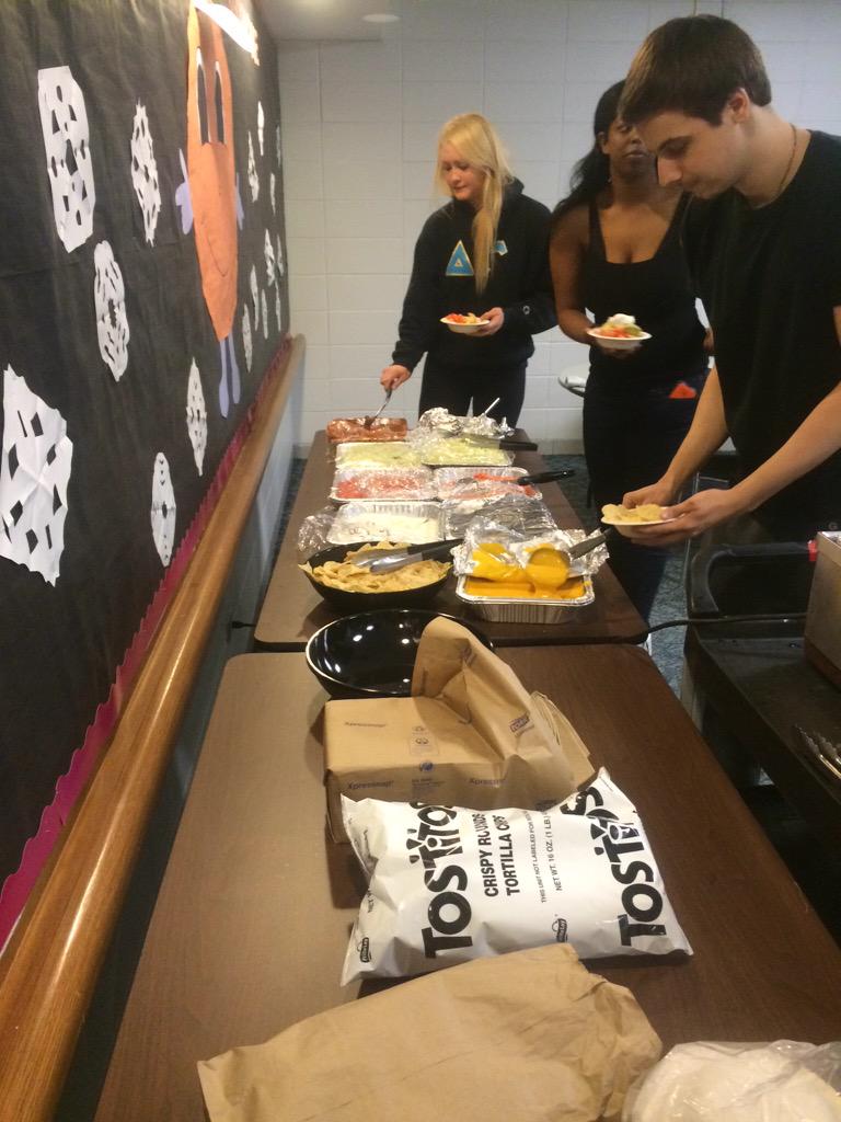Nacho bar study break!