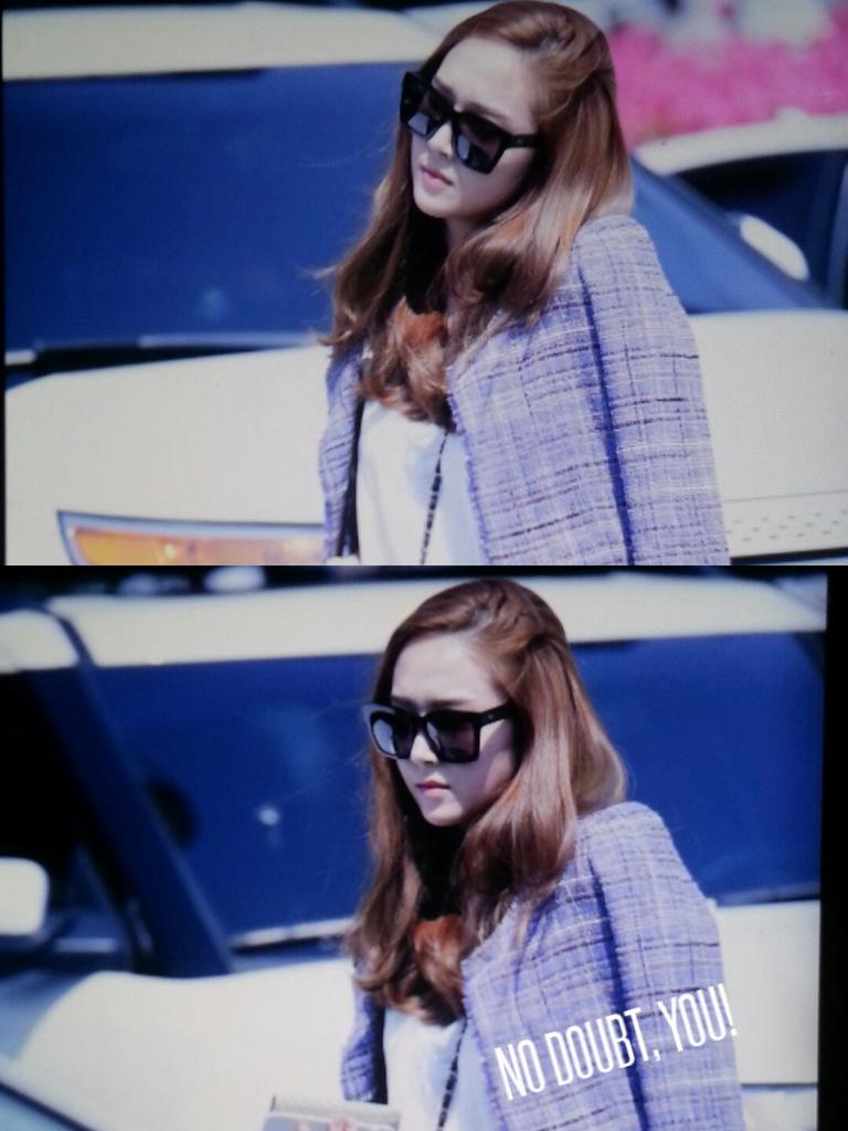 [PIC][27-04-2015]Jessica trở về Hàn Quốc vào trưa nay CDk21LjUkAAu_6r