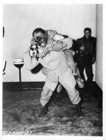 el_zombo's tweet photo. #TheWerewolf low-budget American 1956 #scifi #retrohorror produced by #SamKatzman http://t.co/B36kYkCkQ6