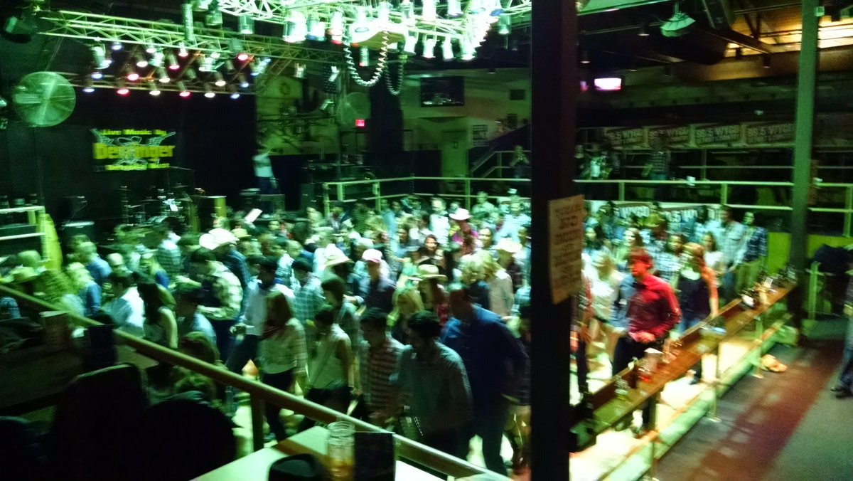 D_backSaloon's tweet image. Now that's a #LineDanceClass!!