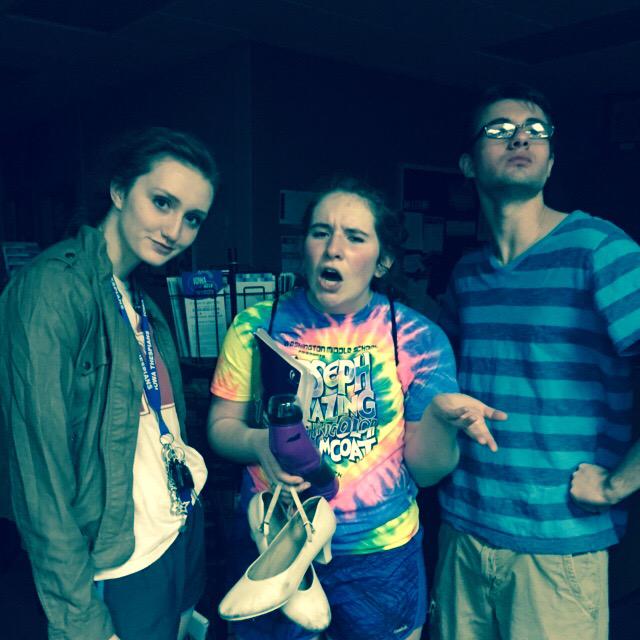 MarkusAbbigail's tweet image. #garbagecrew peace out Over The River.. Hola Unscripted and Closer Than They Appear!