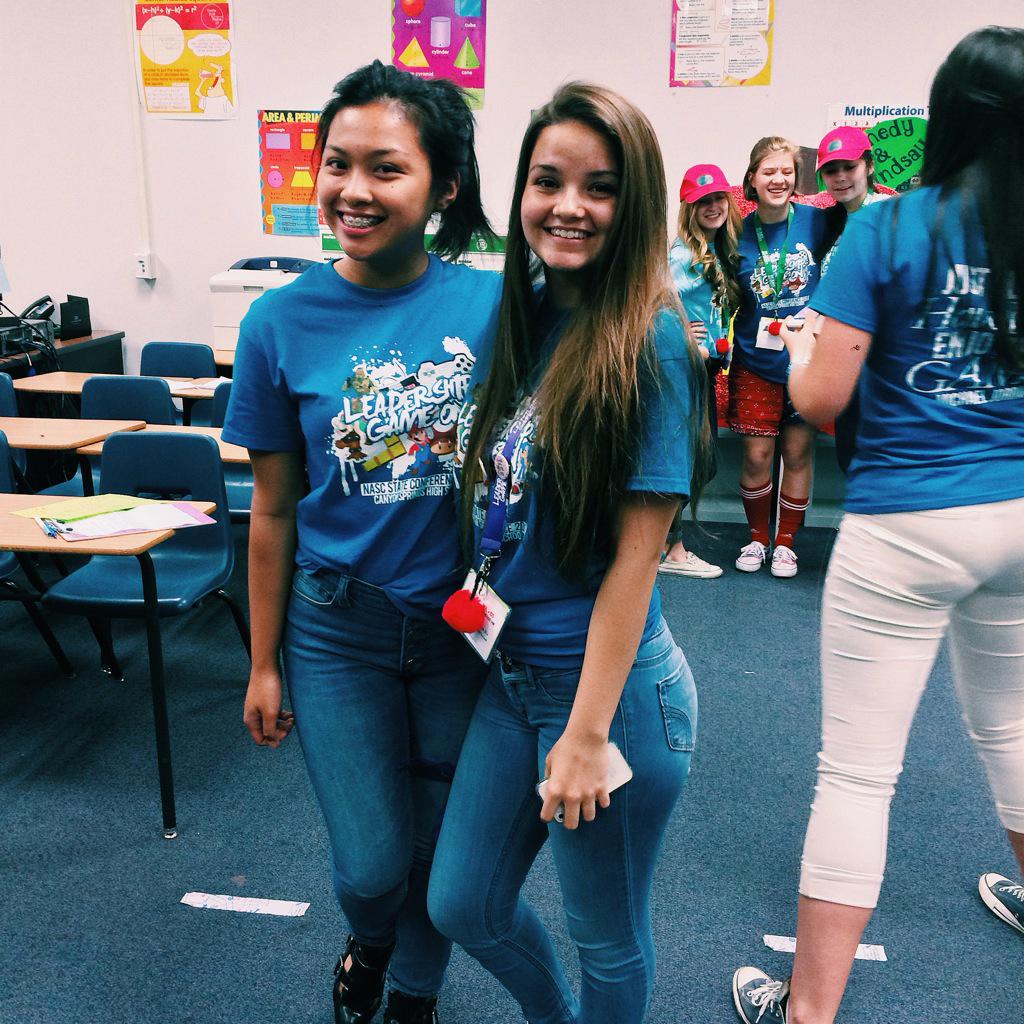 closophant's tweet photo. I'm gunna miss all my friends I made at #NASCGameOn 💔 http://t.co/kwXUaAYc9p