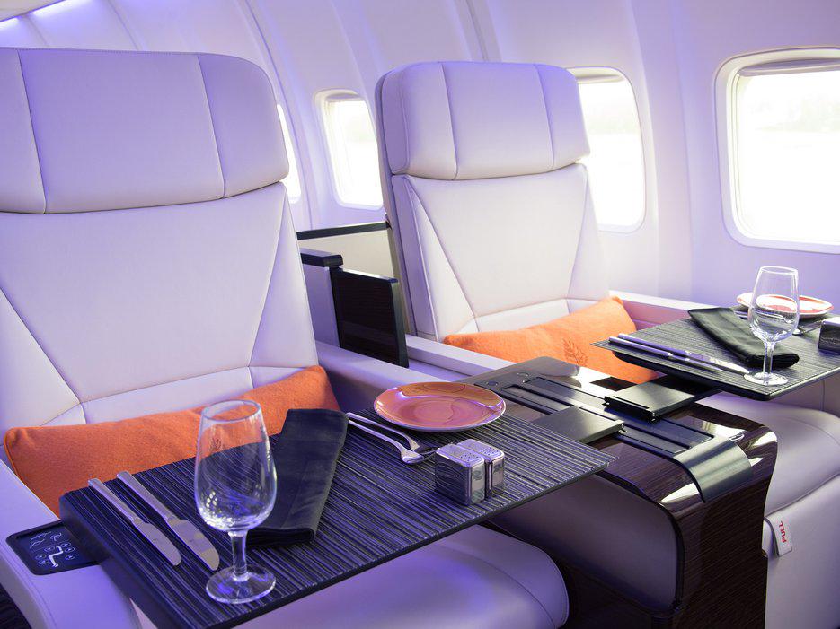 CNTraveler's tweet photo. The new Four Seasons jet is a luxury hotel in the sky http://t.co/QbtGkYl2Rc http://t.co/L9vAwtObuI
