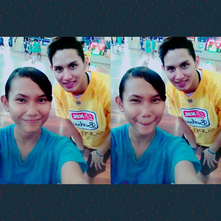 sarahcolia11's tweet photo. Selfie bareng kak @GalankGunawan  @Danielwenas1 @nblberbagi @nblindonesia http://t.co/N9Tz5U3IHM
