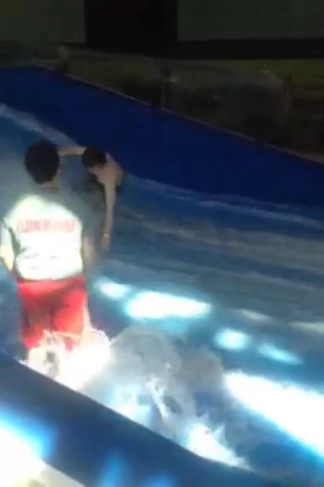 Tylerhobo14's tweet photo. @Trent1588 and I learned how to surf today. #SurfBros http://t.co/gxVwiK3GZK
