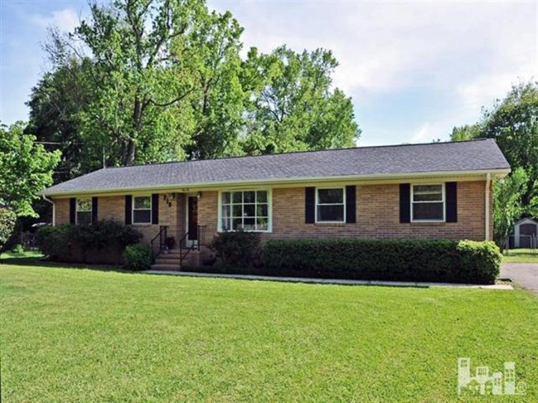 RegisterTeam's tweet photo. Check out my listing in #Wilmington #NC http://t.co/smiJg9tqWV #realestate #realtor http://t.co/0W9vM57dCP