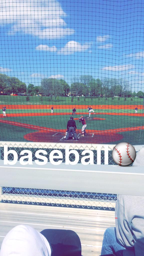 2015cleatchaser's tweet image. actually went and watched some baseball today😍⚾️