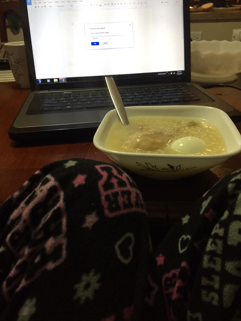 mikasamangmika's tweet photo. PJs, arrozcaldo, and homework. 🍚😍 
#sick #filipinofood #filipinalife http://t.co/1Qqa9TdP1e