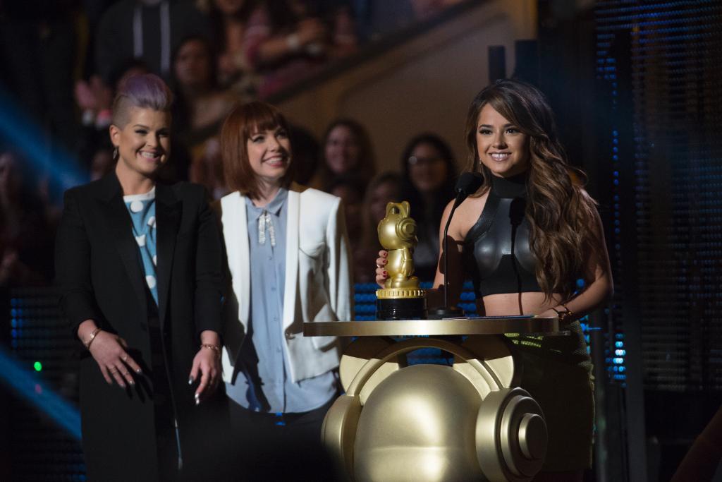 radiodisney's tweet photo. Congratulations to @iambeckyg for winning #StuckInOurHeads and #YourSoFancy! #RDMA http://t.co/kYPCCGajF7