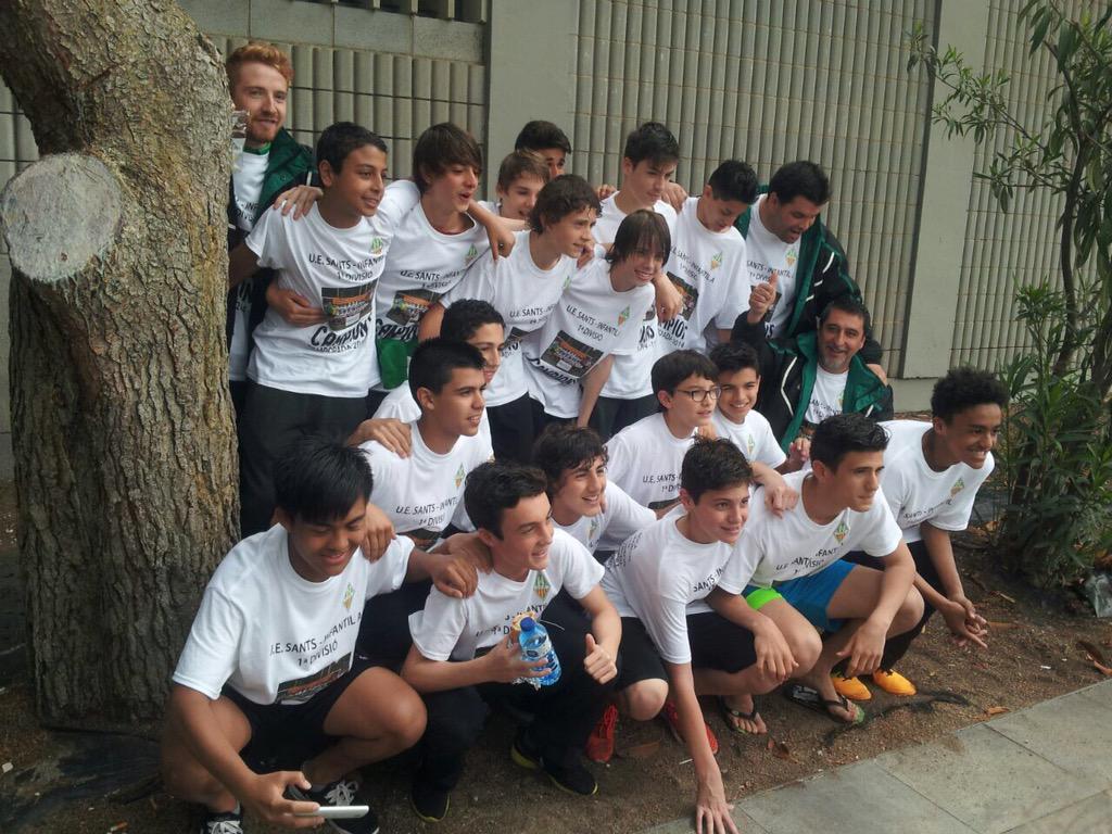 Gran cap de setmana. L'Infantil A, el Cadet futsal i el Sants B de @UESantsoficial s'han proclamat campions de lliga.