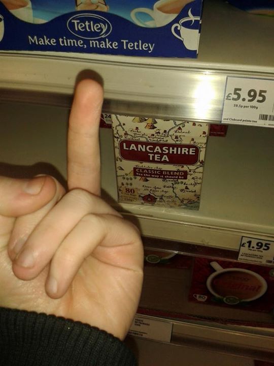 AlbarosaUK's tweet photo. Yorkshire Tea is better! #Yorkshire http://t.co/NDGGkfpLQ3