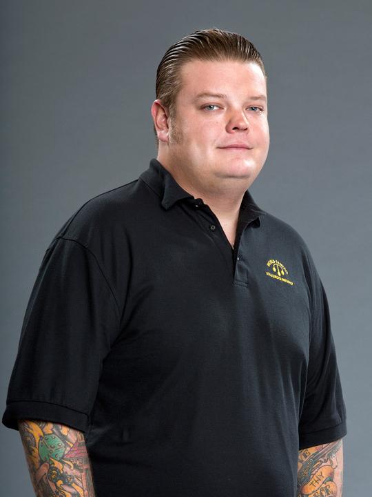 Happy birthday Corey Harrison!!buat km yg suka liat Pawn Star di History channel pasti kenal pria satu ini :) 