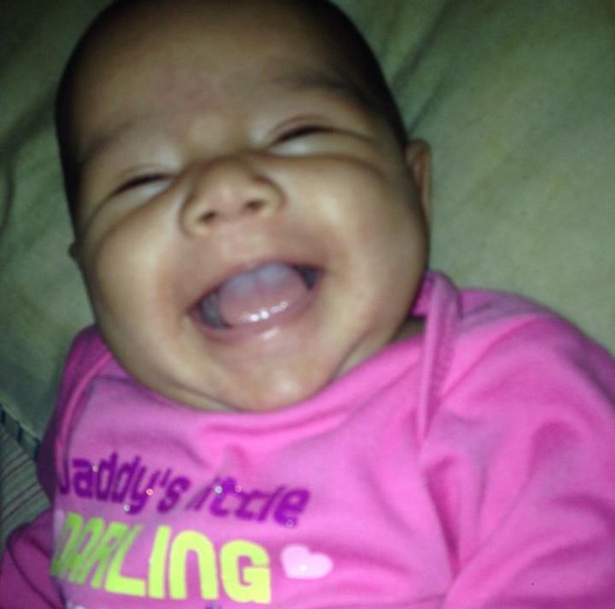 Alexandraaaa 💋 - So Im finally allow to post a pic of my youngest niece ! So here , my gorgeous bb Zarialynn! 💕💕😍 she's a happy baby 😘 http://t.co/A4rP0Fbutg