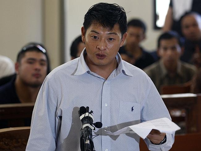 Bali Nine ringleader Andrew Chan has married his partner just hours ahead of his execution. bit.ly/1EIoh4F