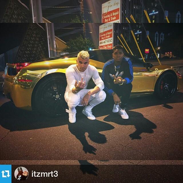 OnlyFerrariPics's tweet photo. Sauce #Repost @itzmrt3
・・・
Me and tha bro @xavzeeky #ferarri #gold @exclusivegameatl #458italia #swag #dope #rickow… http://t.co/TjX33lNvlJ