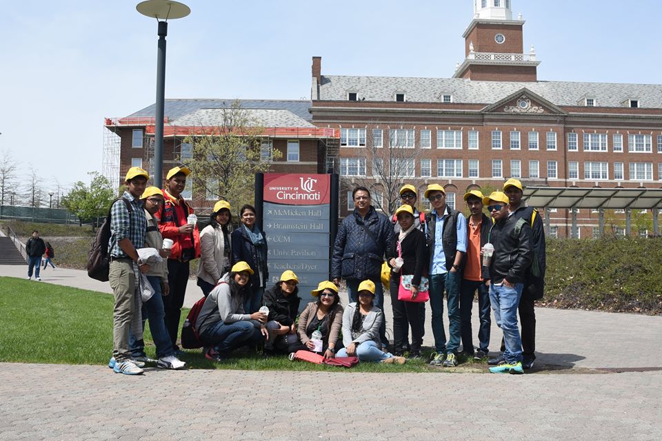 SahooBijoy's tweet photo. Having a great time with my senior students in USA for the International student exchange programme http://t.co/tWNNpQwHOH