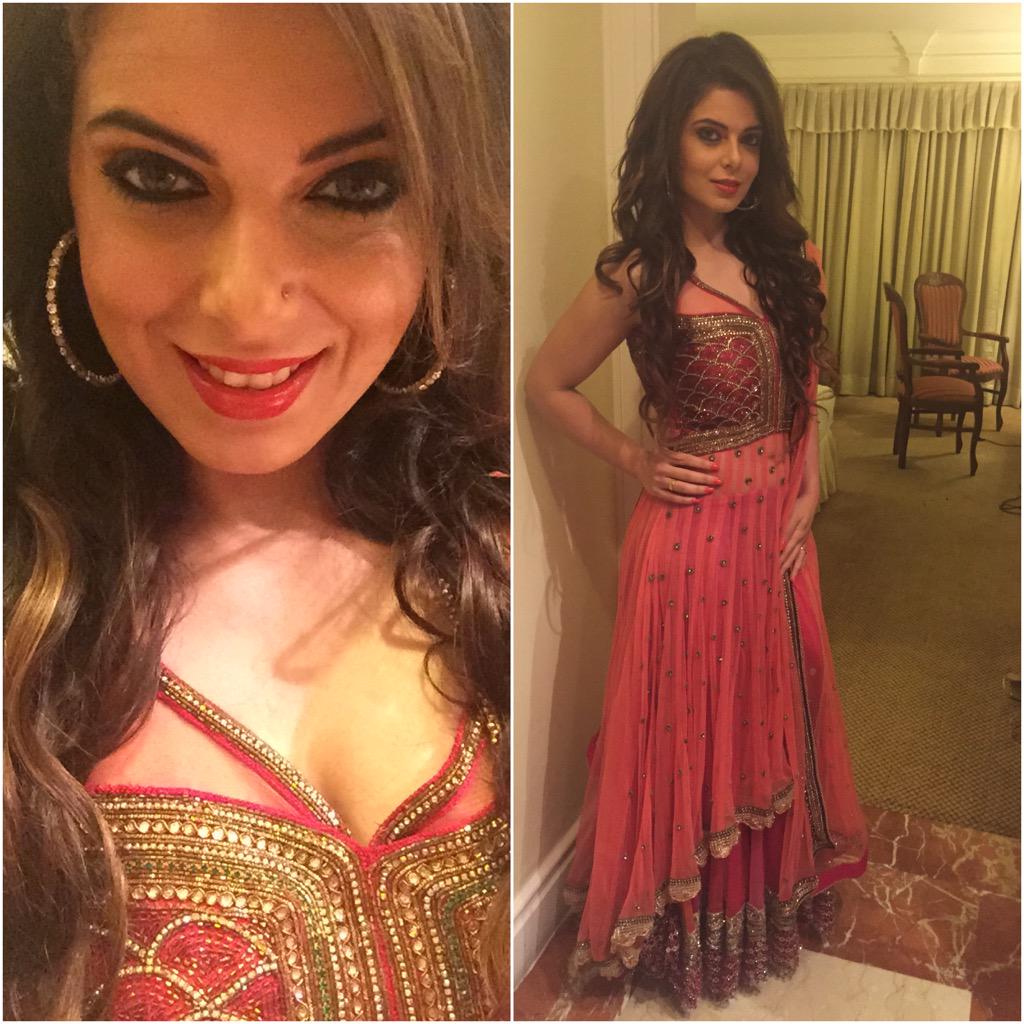 alishaabdullah's tweet photo. For a change... Bridal wear at  the madras fashion show... #showforacause http://t.co/J7i4XjbwkZ