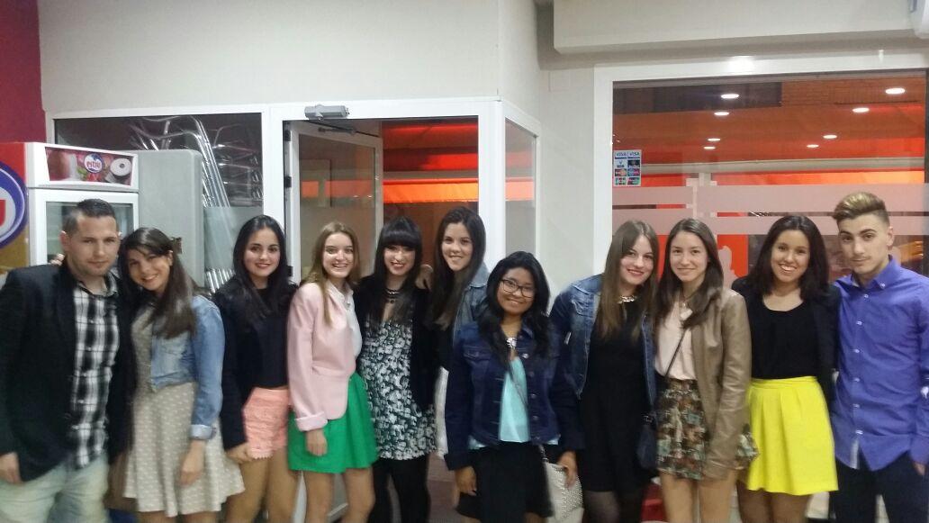 ishope_'s tweet photo. GRACIAS @DjEduBM @miriamvm_28 @ClaraGm_2 @NoeliaGarcia_26 @pauulajimenez2 @xx__rosa__xx @elaher19 @Elen_rf #raquel 🎇🎉 http://t.co/sNu4vu9yuI